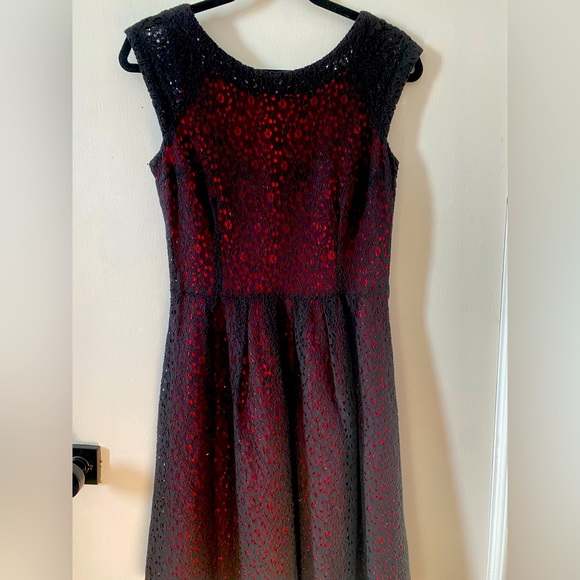 Amelia Black Floral lace with red lining a-line dress SIZE 4 - Picture 1 of 2
